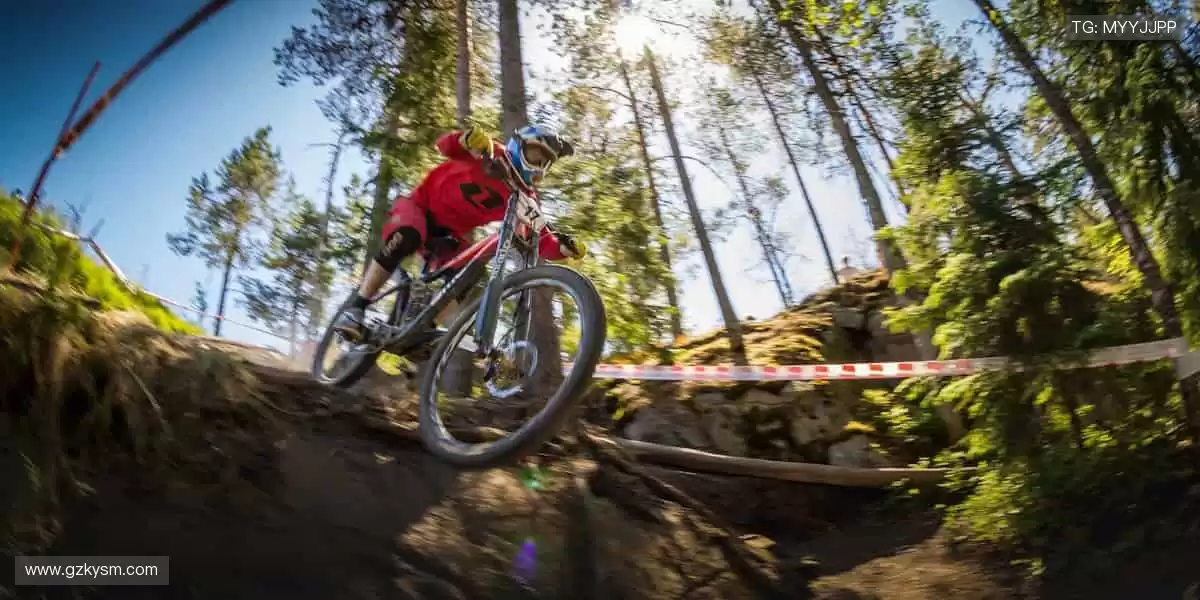 🔥燃爆全场，赛事直播即刻开启！⚽️🏀